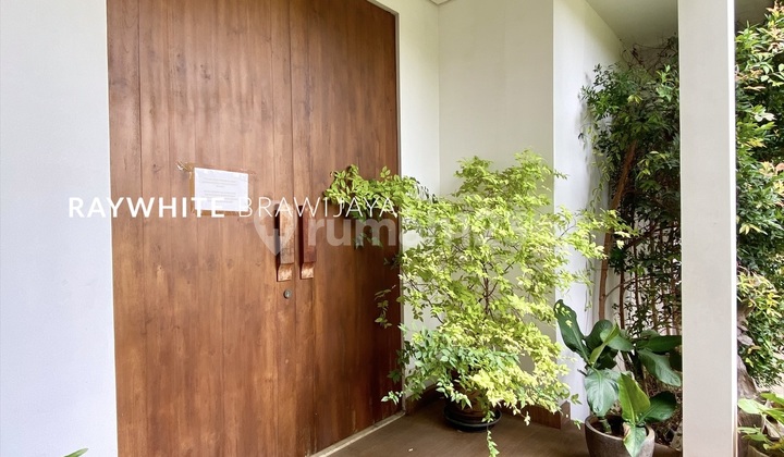 Rumah Luxury Modern Tropical Living Area Kemang  2