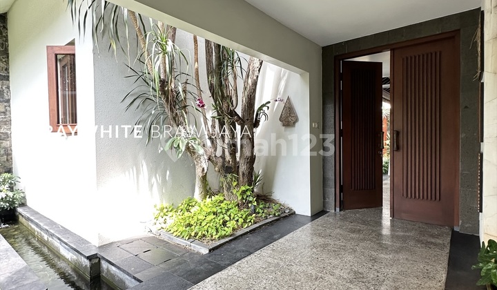 Rumaha Tropical Resort Lingkungan Tenang Area Cilandak Barat 2