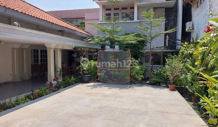 Rumah Salemba 800 m2 kondisi bagus 1