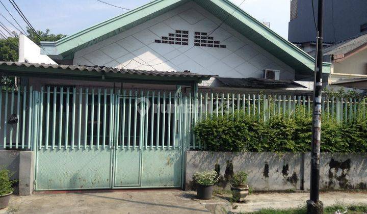 Rumah Petojo cocok bangun ulang. 1