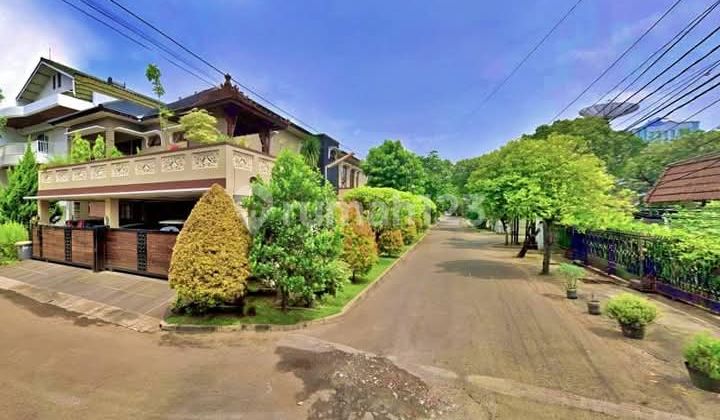 Selling Luxury House in Pancoran