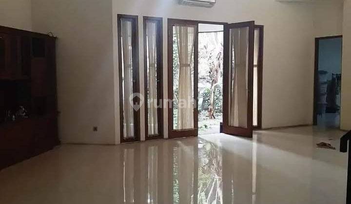 JUAL RUMAH CANTIK PASAR MINGGU 2