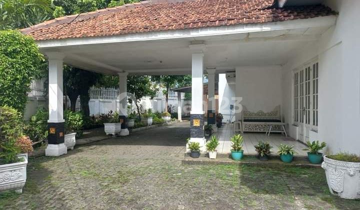 Sell Commercial Zone House in Menteng