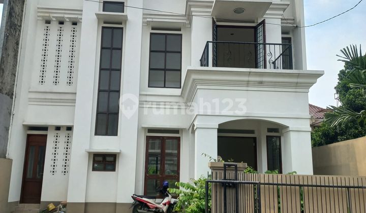 Jual Rumah Lebak Lestari Indah