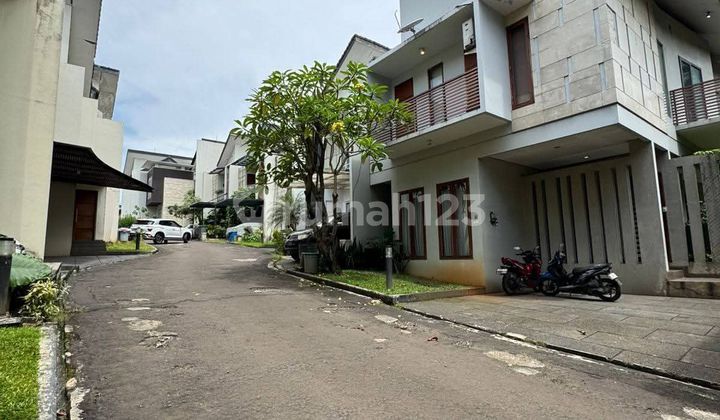 Beautiful Townhouse Kebagusan 2