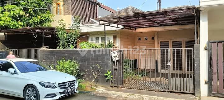 Sell House in West Pejaten