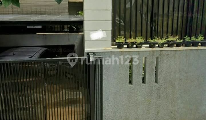 Jual Rumah Komplek Deplu