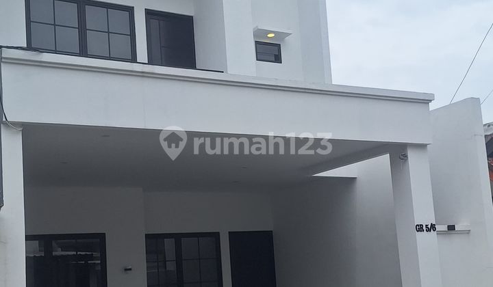 Rumah Brand New dengan Furnized Baru, Style Modern Tropis Smart Home, di Gr Bntaro Jaya 2