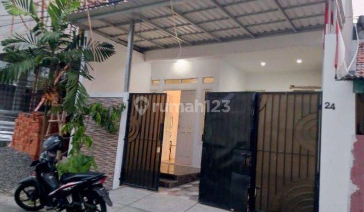 Rumah rawamangun lengkap dengan kolam renang pribadi 1