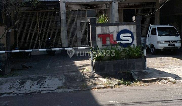 Gedung Usaha di Dewi Sri Kuta 1