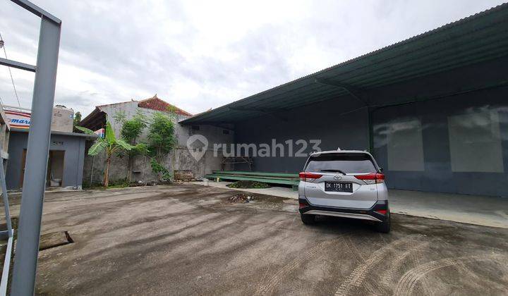 Gudang Luas di Bung Tomo Gatsu Barat 3