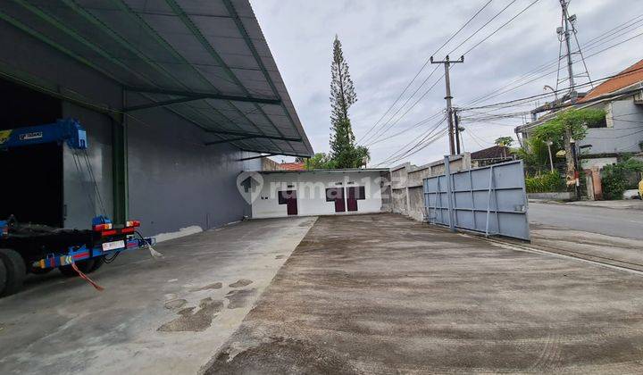 Gudang Luas di Bung Tomo Gatsu Barat 4