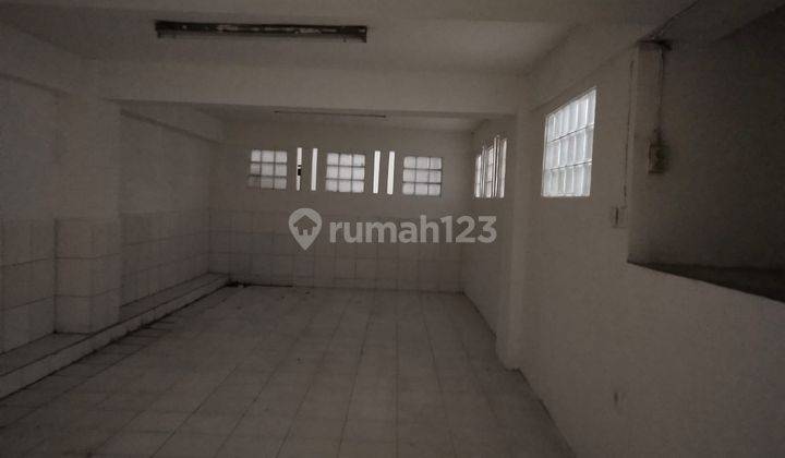Gudang dan Kantor di Legian 9