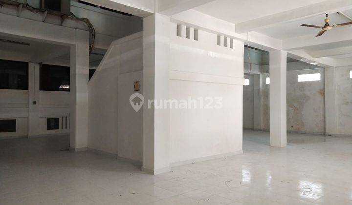 Gudang dan Kantor di Legian 11