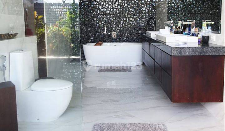 Villa Umah Annie Jimbaran 14