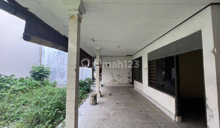 Ruko di Petitenget Utama 4