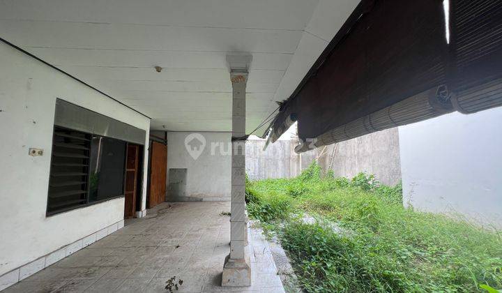 Ruko di Petitenget Utama 6