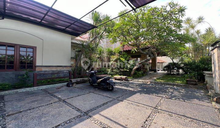 1.5 Storey House Gunung Catur Gatsu West