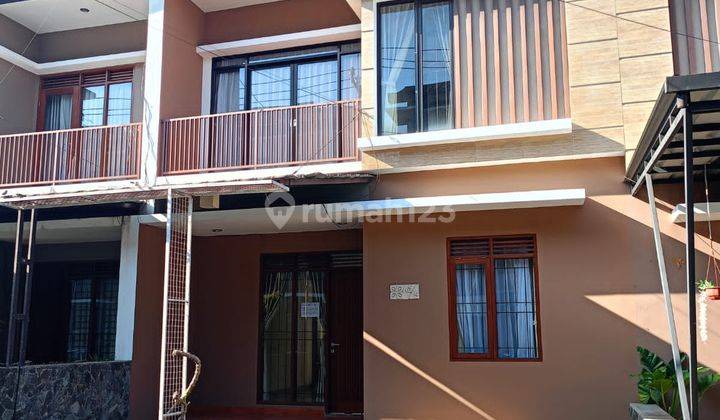 J015 Rumah Bagus Unfurnished SHM di Geger Kalong, Bandung 2