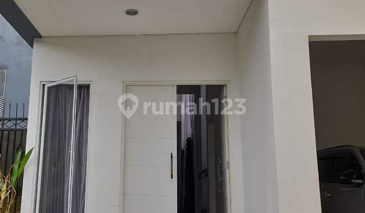 Rumah 2 Lantai Area Radio Dalam Dekat Pondok Indah Mall Rumah 2 Lantai Area Radio Dalam Dekat Pondok Indah Mall