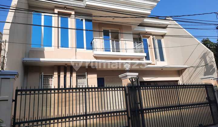 Taman Kedoya Baru Taman Kedoya Baru