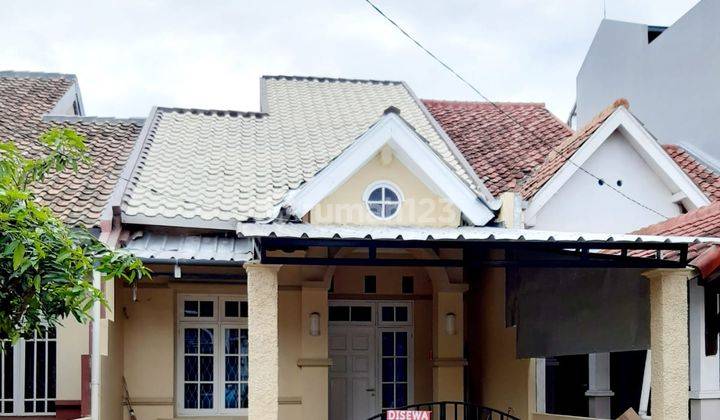 Disewakan Rumah Di Villa Dago Pamulang Cluster Parang tritis  1