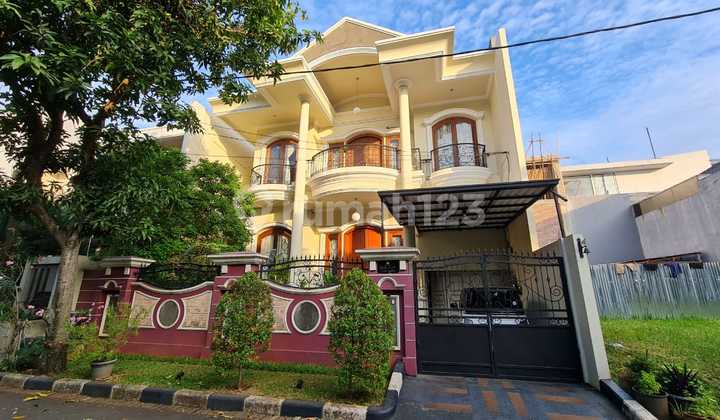 Dijual Rumah Rapi Terawat di Puri Botanical Residence Jakarta Barat 2