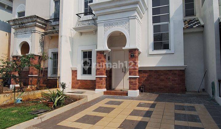 Disewakan Rumah Di Alicante Gading Serpong 1