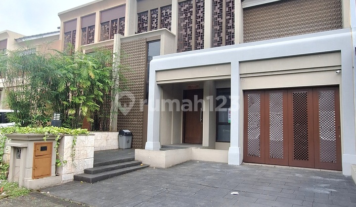 Disewakan Rumah Rapi Siap Huni Semi Furnished di Mayfield BSD