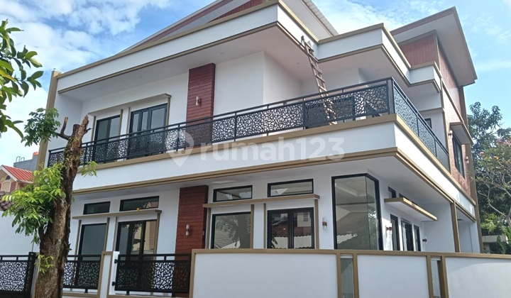 Dijual Rumah Bangunan Baru di Kencana Loka Bsd Dijual Rumah Bangunan Baru di Kencana Loka Bsd