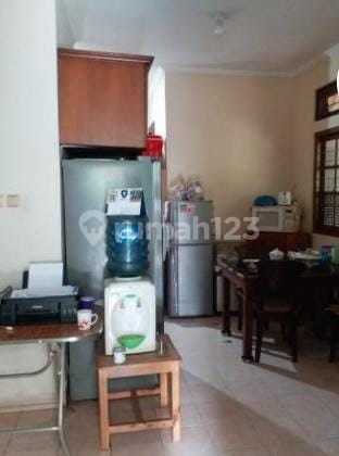 For Sale Ready-to-Live-In Corner House Position in Fedora Cluster Graha Raya 2