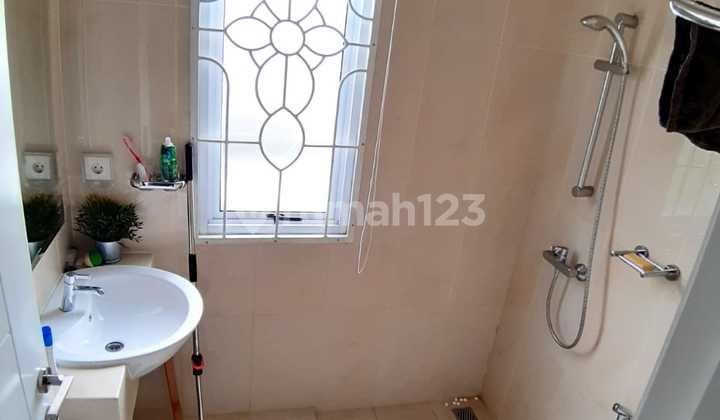 For Rent House In Vanya Park Assana House BSD City