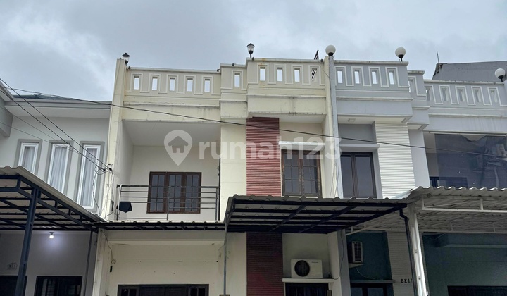 Dijual Rumah di Sektor 1E Gading Serpong