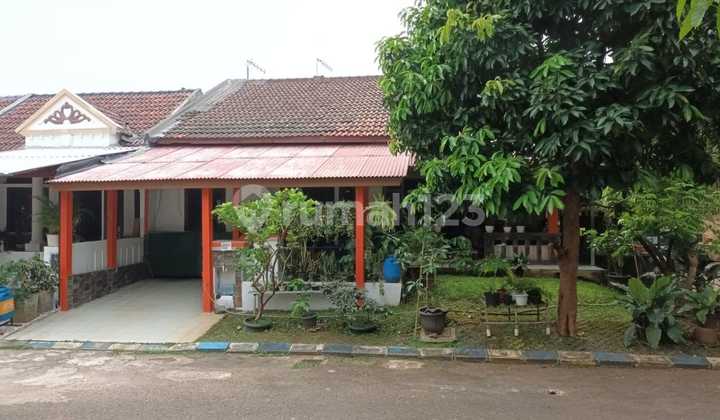 Dijual Rumah Siap Huni Posisi Hoek Di Cluster Fedora Graha Raya 