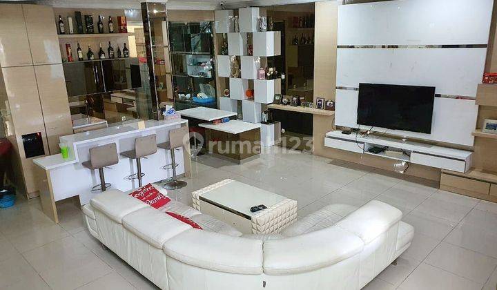 Rumah Mewah Full Furnished Dekat Mall Kelapa Gading Jakarta Utara 2