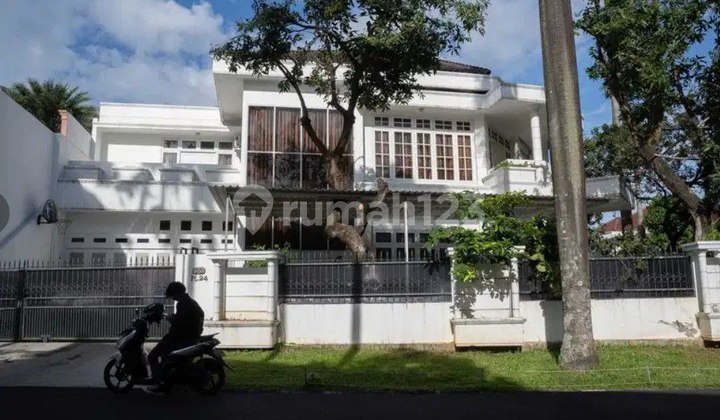 Rumah Asri & Mewah Di Pondok Indah Jakarta Selatan