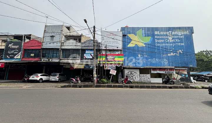 Strategic Commercial Building on Otista Raya Ciputat – Certificate of Ownership, Land Area 67/150 m², TAT + SWA