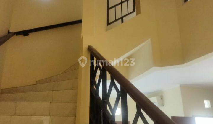 Di jual cepat rumah taman surya 5 2