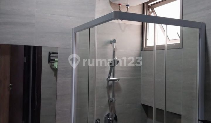 Di jual cepat rumah baru di PIK 2 2