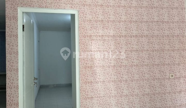 Di jual cepat rumah golden palm jakarta barat 2