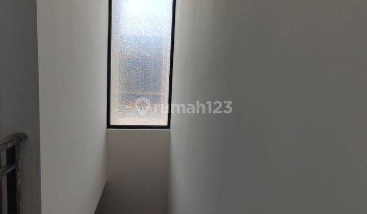 Di jual rumah PIK 2  2