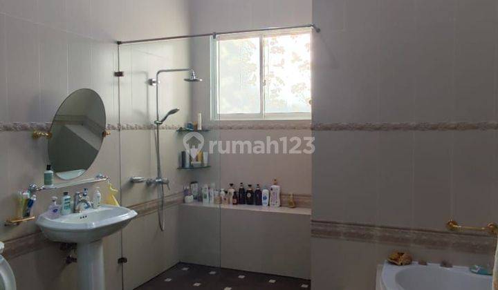 Di jual cepat rumah mewah di Venice pik 2