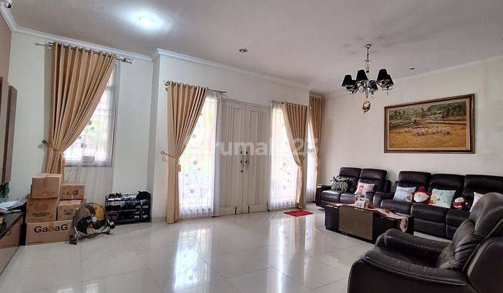 Di jual cepat rumah di puri mansion jakarta barat 1