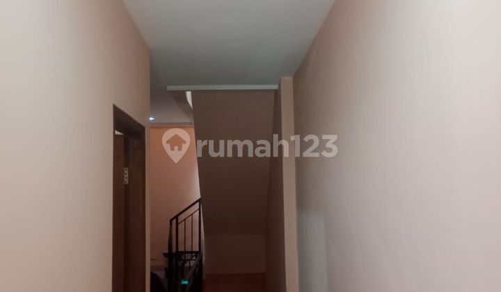Di jual cepat rumah di palem lestari jakarta barat 2