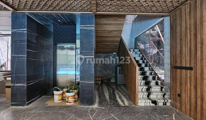 Di jual cepat rumah baru di PIK jakarta utara 2