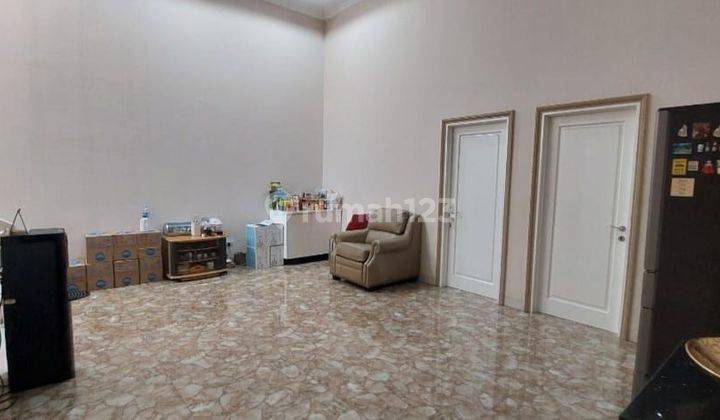 Di jual cepat rumah venice pik 2