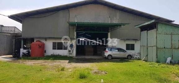 For sale: CDPAF factory and warehouse on Kamal Road. For sale: CDPAF factory and warehouse on Kamal Road.