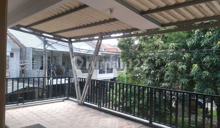 Di Jual Rumah Mutiara Taman Palem Jakarta Barat