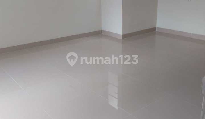 For Sale House, Muara Karang Block 4, North Jakarta. 2