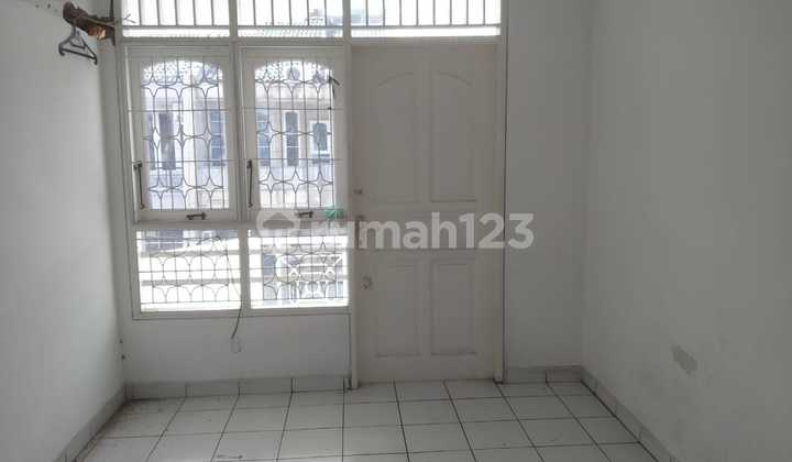 Di Jual Cepat Rumah Green Garden Jakarta Barat 2